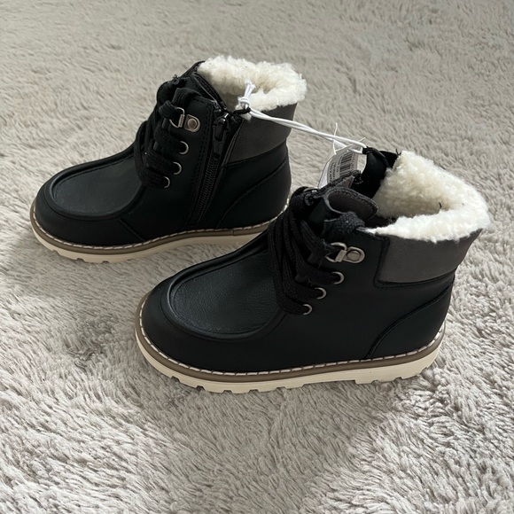 Faux-Leather| Toddler | Sherpa-Lined | Boots - Picture 4 of 9
